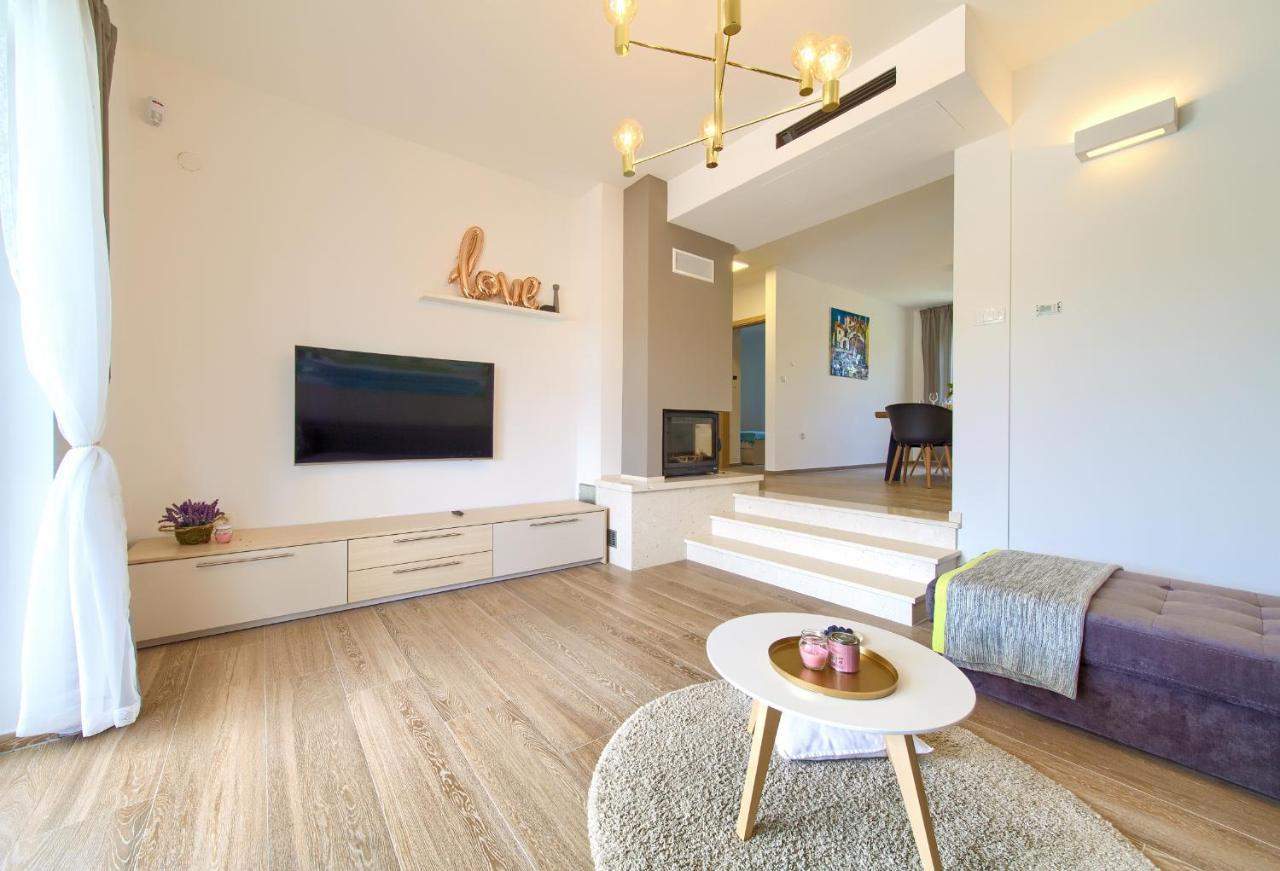 Villa Gardena Vrh  Zewnętrze zdjęcie