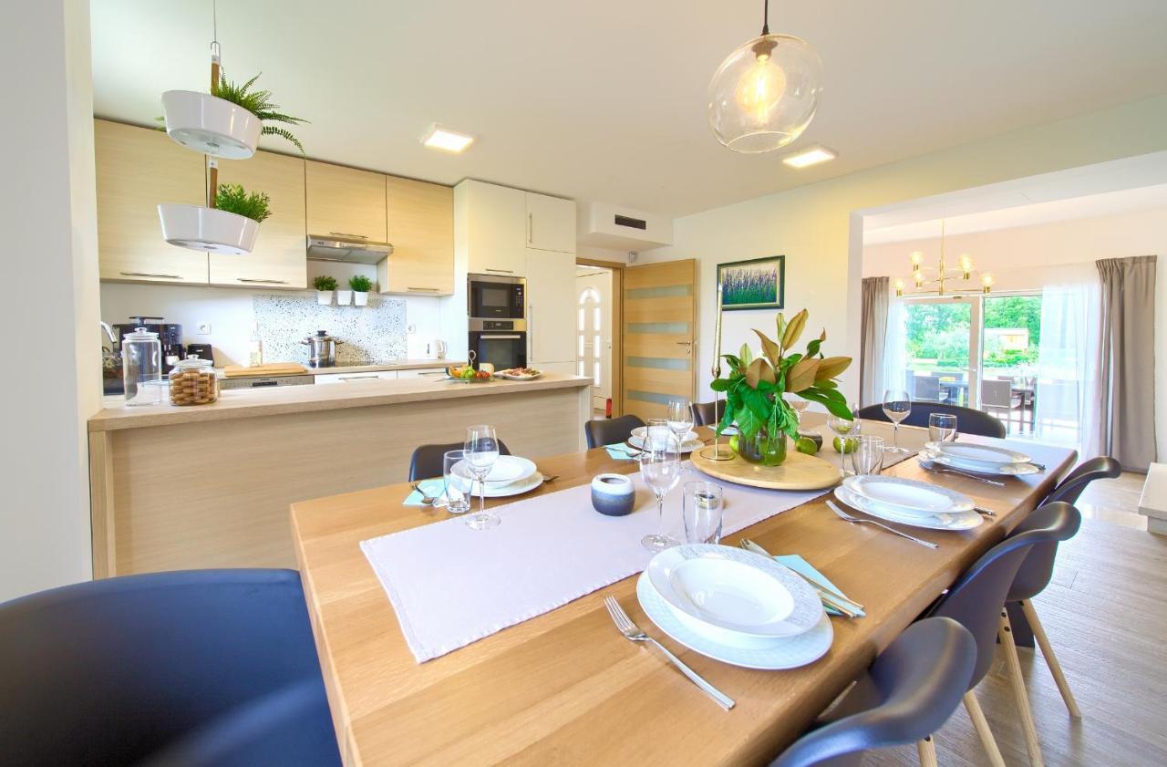 Villa Gardena Vrh  Zewnętrze zdjęcie